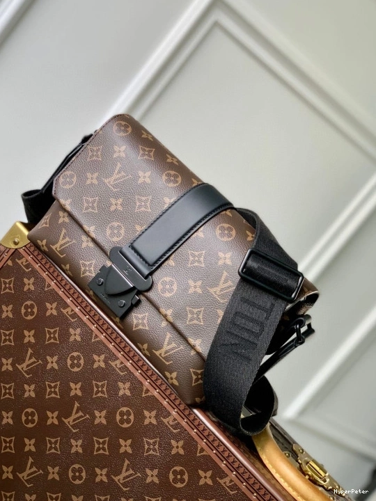 Messenger VUITTON LOUIS S-Cape 0818